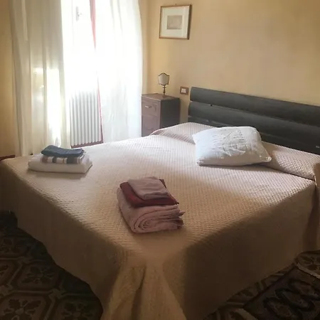 Apartment Boccherini's Ad Un Passo Dal Duomo Di Lucca